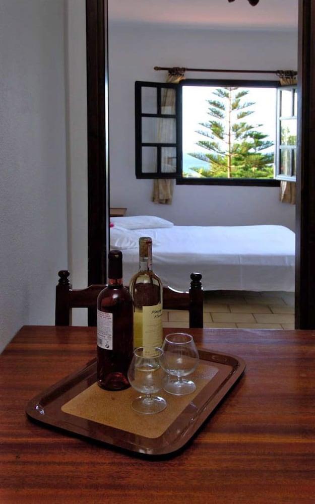 Panorama-seaview & Hotel apartamentowy 3*